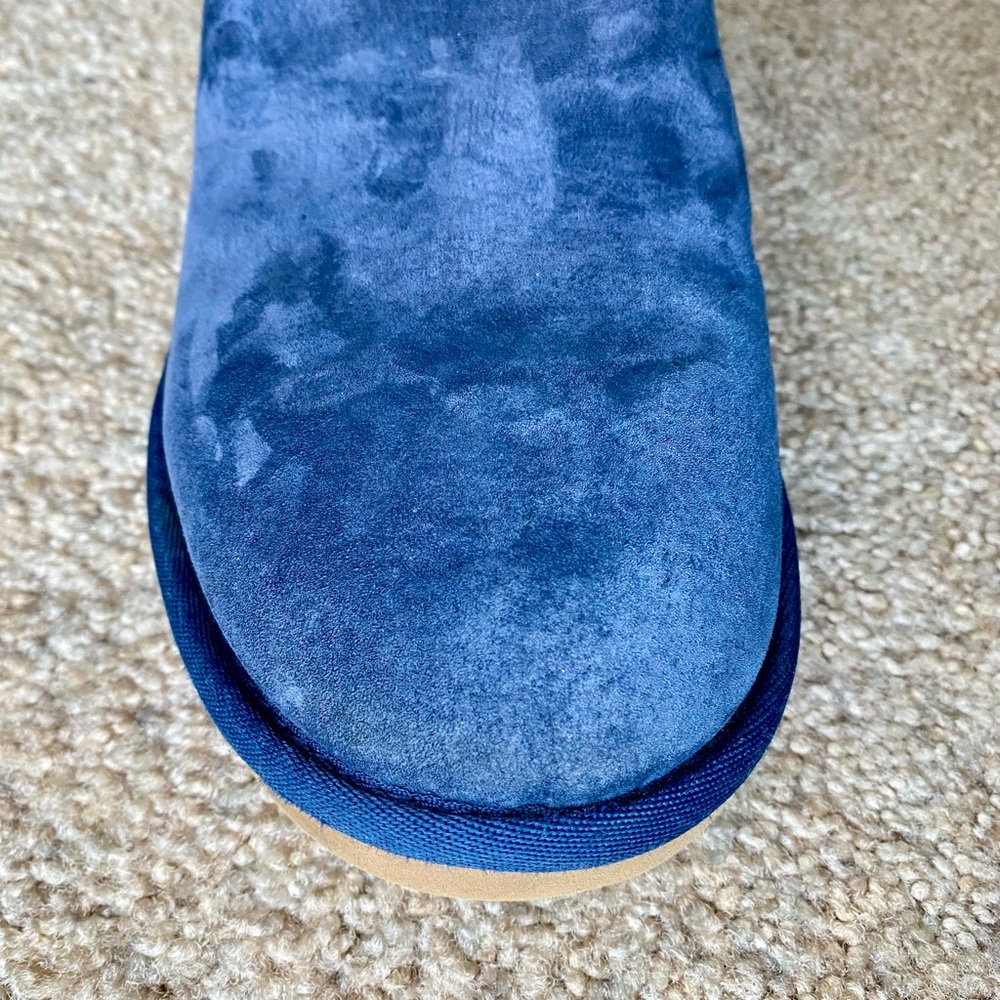 UGG Plumdale Cuff Boots - Picture 15 of 15